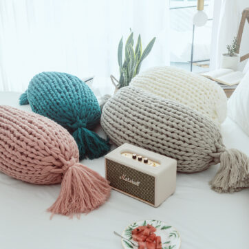 Puffy Knit Cylindrical Pillow