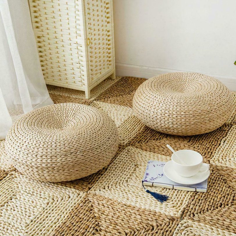 Tatami Straw Pouf